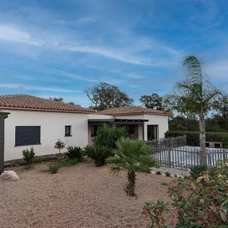 Casa de Férias Holiday A Murta Porto-Vecchio (Corsica)
